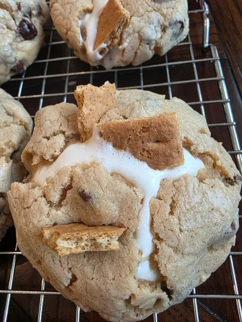 Marshmallow cookies, fresh from the oven